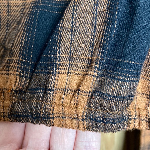 Emory Park Plaid Crop Top - Picture 5 of 9